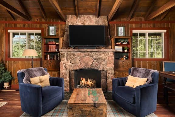 Secluded Mountain Cabin: Hot Tub & Large Deck