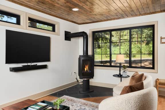 Peaceful Retreat w/ TWO Hot Tubs, Sauna, Fire Pits